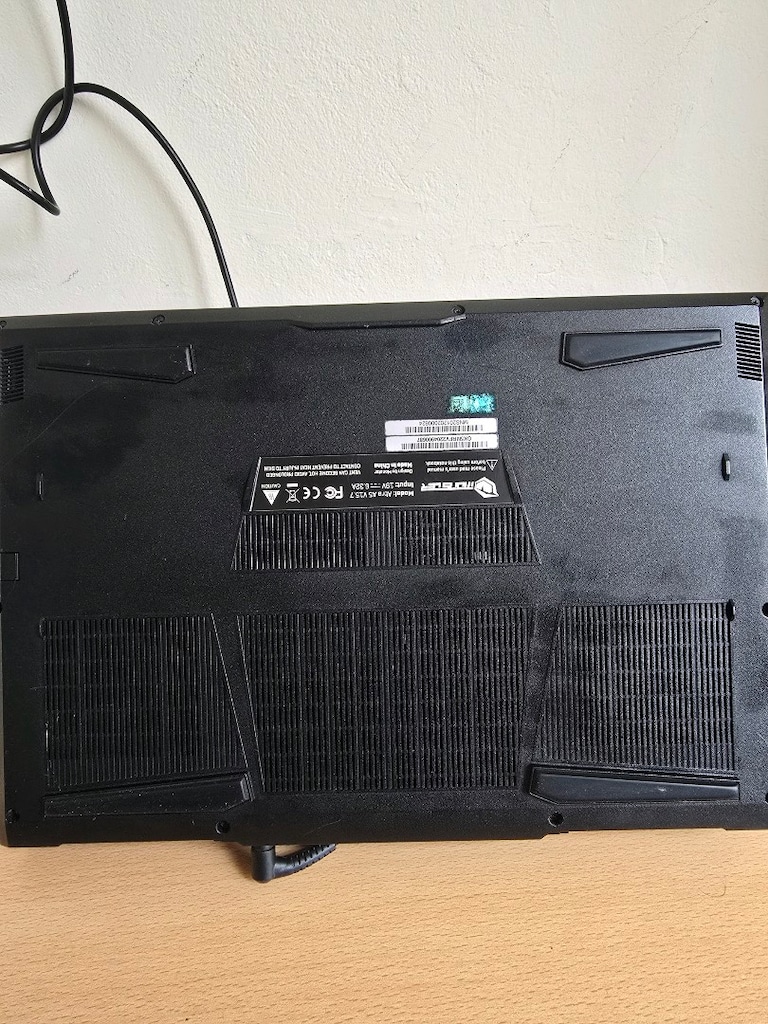 Monstar Laptop - 2