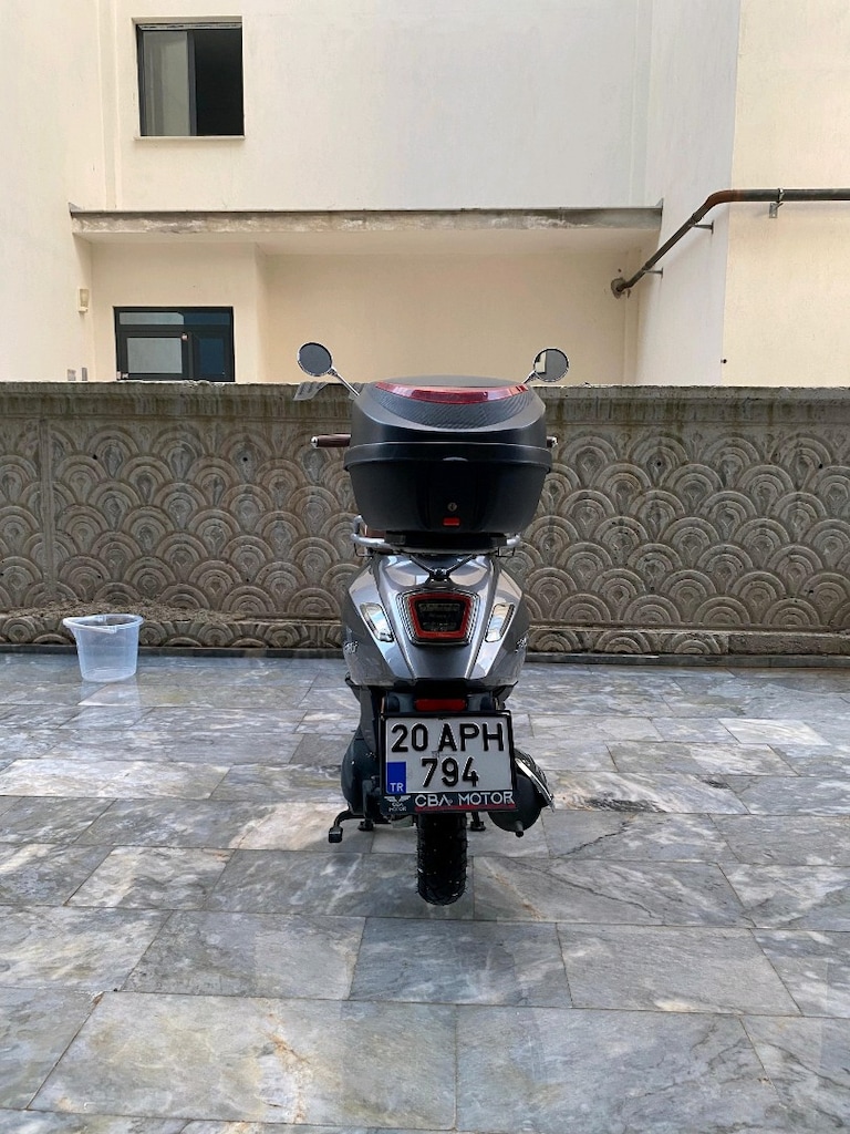 revolt rs6 Ruhsatta 125 cc scooter - 3