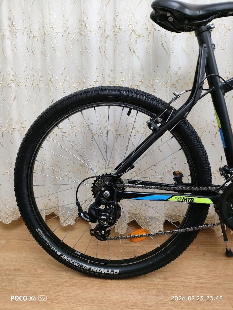 Sıfır gibi hatasız 26 jant BTWIN Rockrider 340 L kadro dağ bisikleti - 11