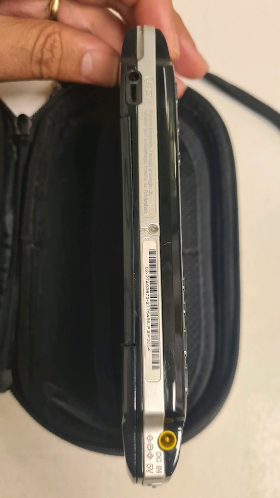 PSP 3004 Slim oyun konsolu - 10