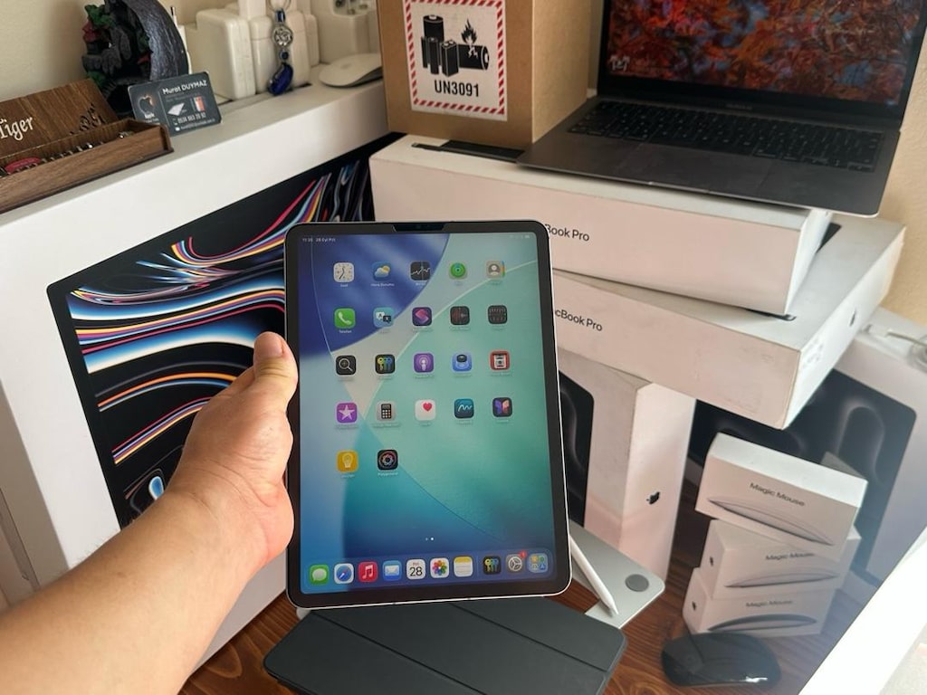 Sim kartlı ipad pro M4 çipli 11” 512 gb hafıza Apple orjinal kalem var - 2