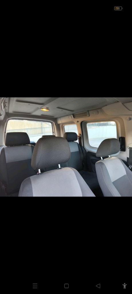 Volkswagen Caddy - 12