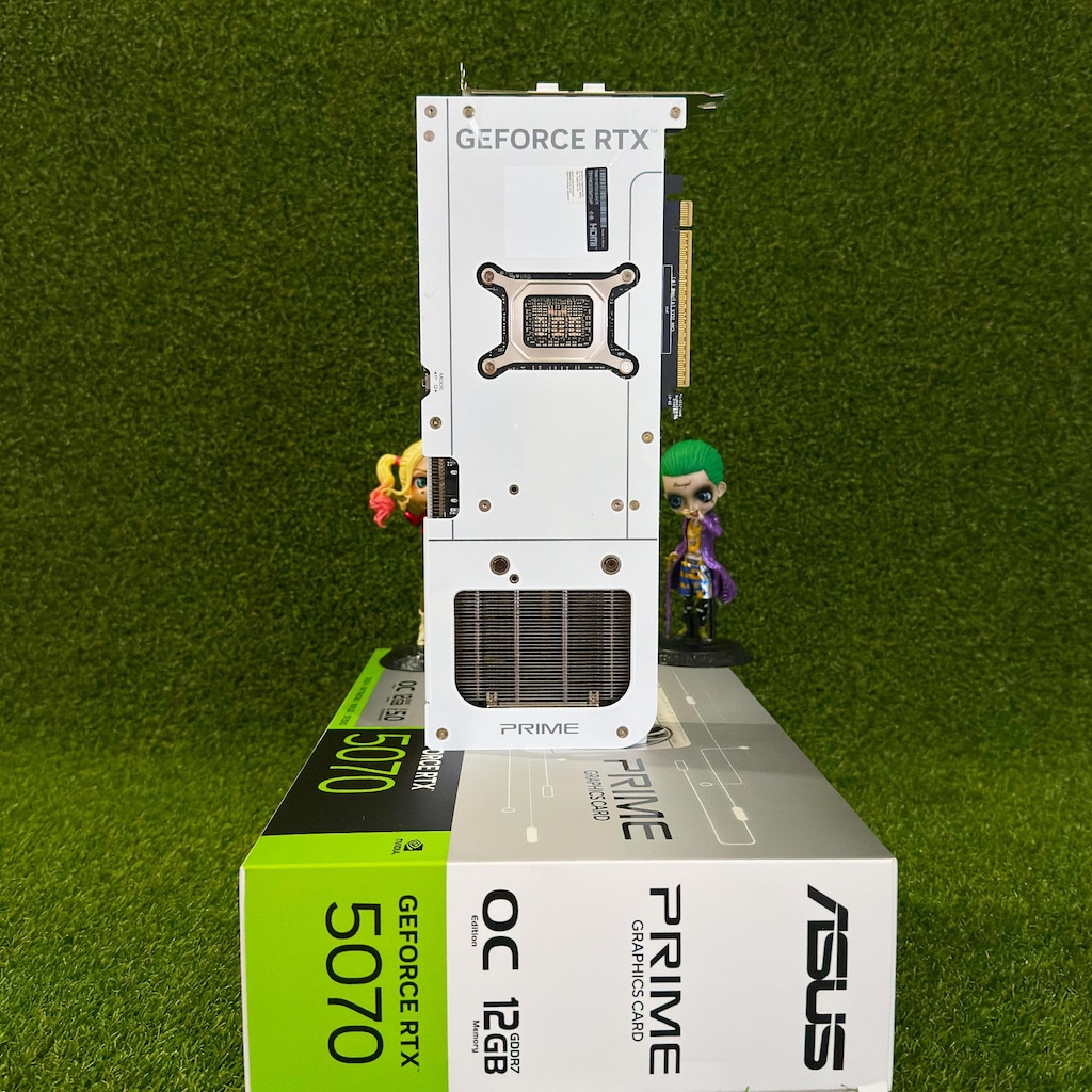 ASUS PRIME GEFORCE RTX 5070 WHITE OC 12GB GDDR7 GARANTİLİ - 2