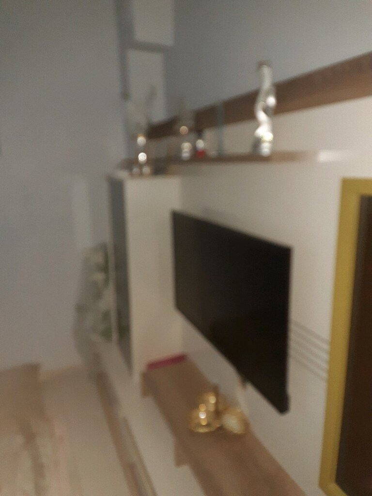 Satılık TV ÜNITESI Led mevcuttur kırık çatlak yok - 3