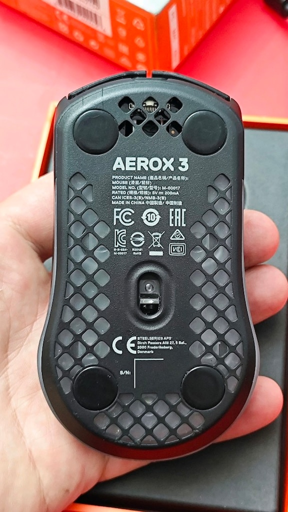 SteelSeries Aerox 3 Ultra Lightweight RGB Oyuncu Mouse - 4