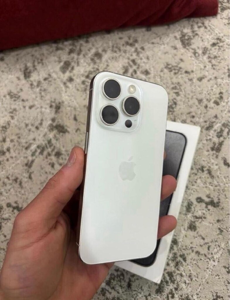 Apple 15 pro yd - 2