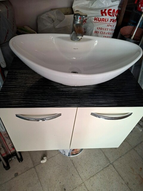 karizma lavabo