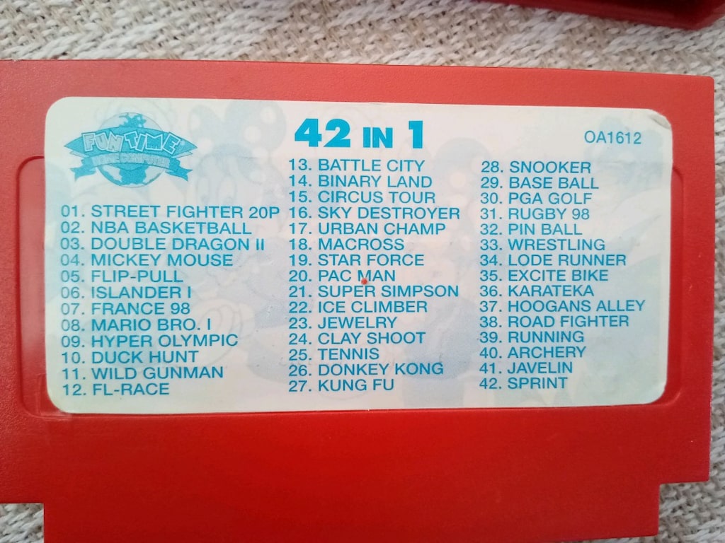 ATARİ KASETLERİ 4 ADET - 10