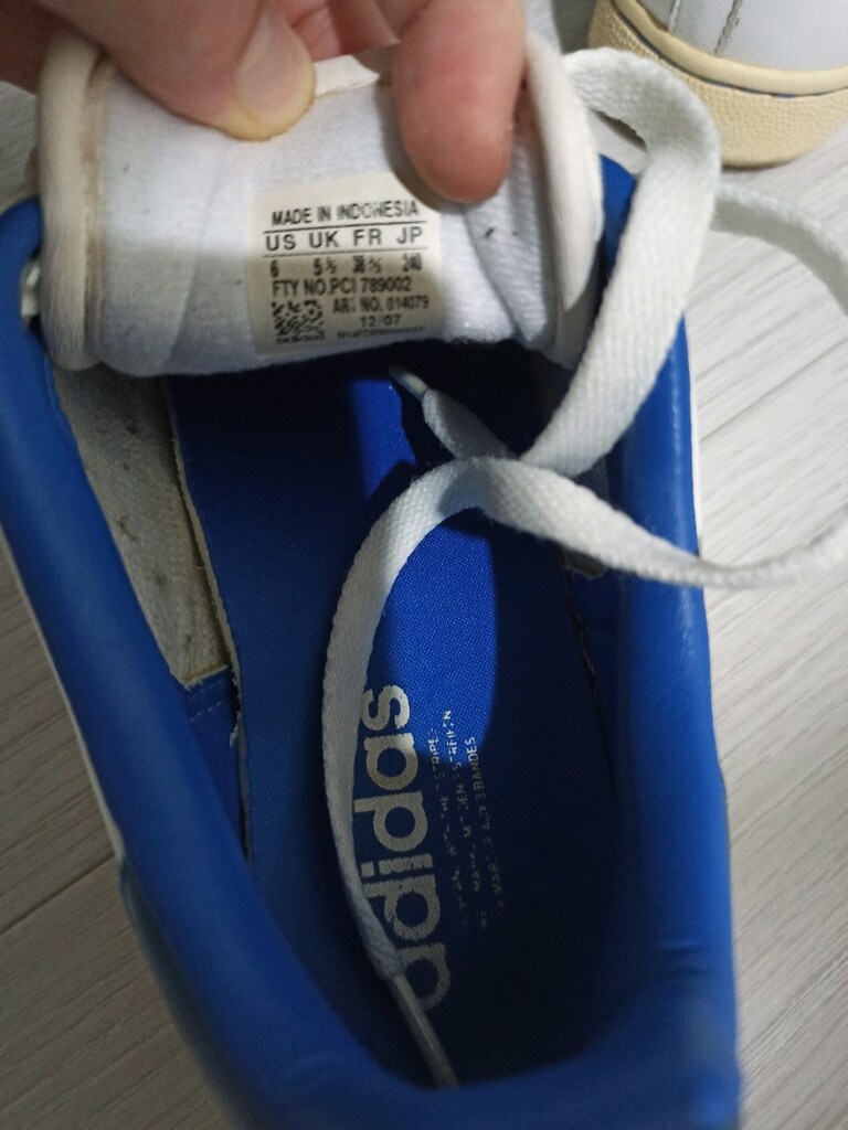 Sıfır gibi Orijinal Adidas Ayakkabı - 3