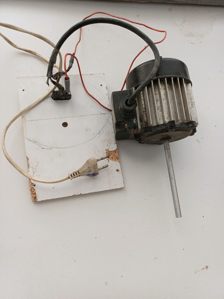 220w motor - 3