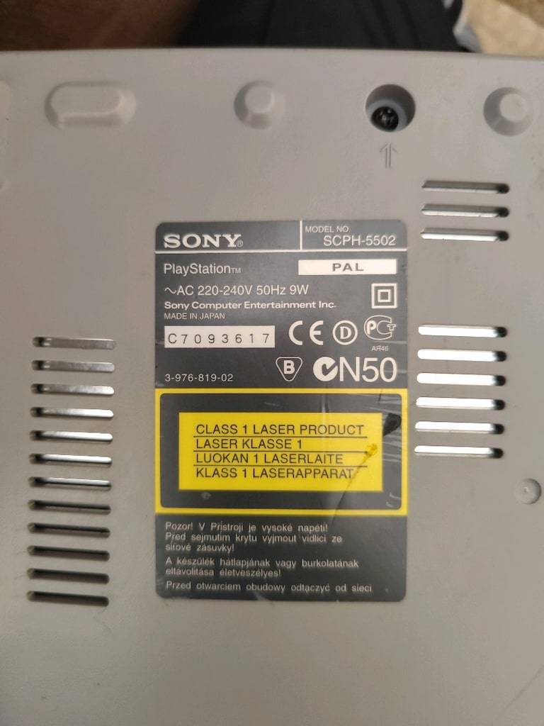PlayStation 1 ilk serilerden orjinal her hangi bir işlem görmemiştir - 2