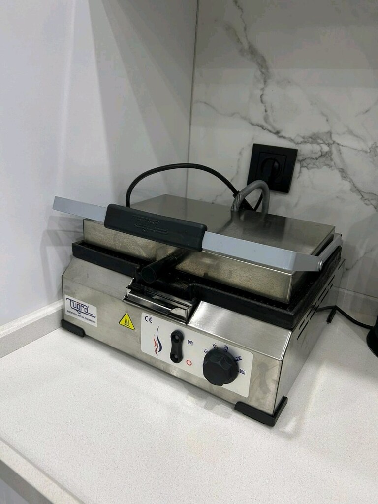tuğra tost makinesi 12 dilim çok az kullanıldı - 5