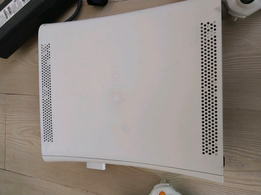 XBOX 360 OYUN KONSOLU - 3