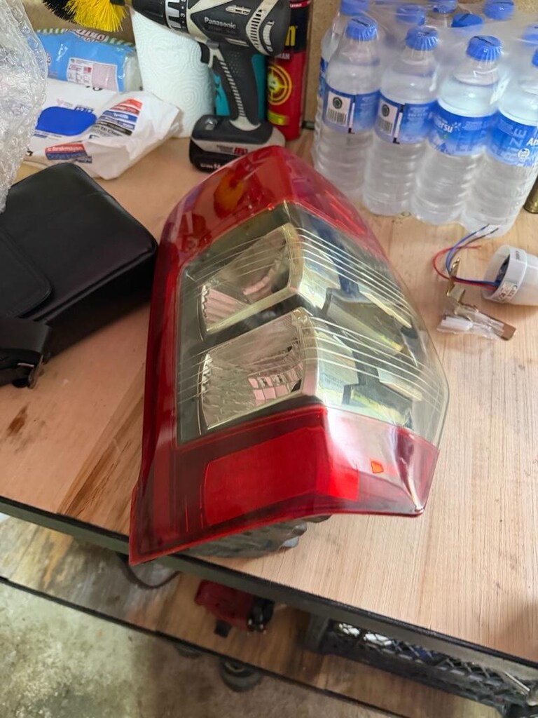 L200 2021 model sağ arka stop lambası komple - 3