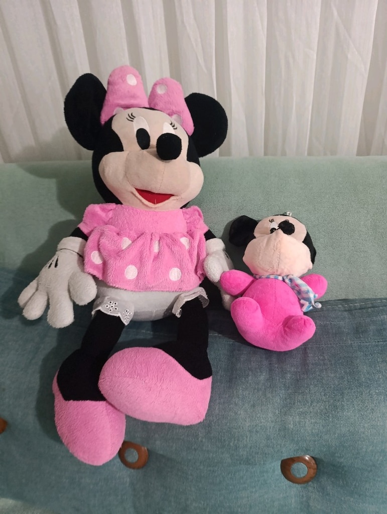 Büyük Küçük Minnie Mouse Peluş Oyuncak - 10