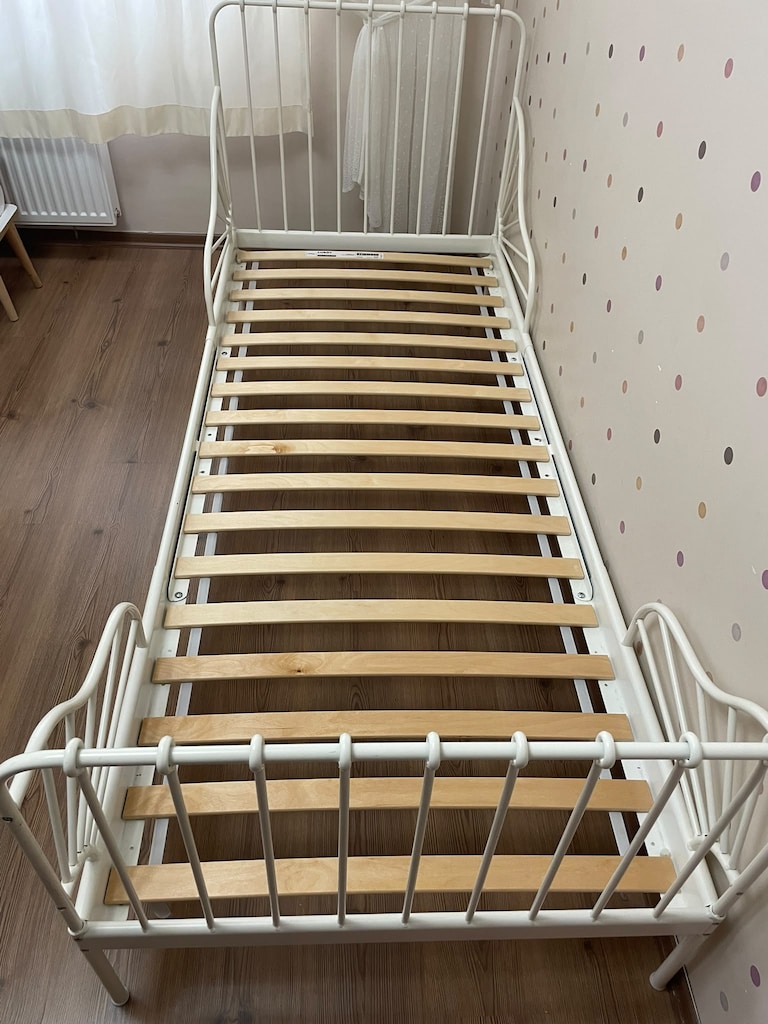 SATILIK IKEA UZAYABİLEN ÇOCUK KARYOLASI. 85CM X 200CM - 5