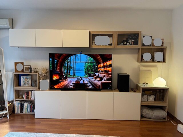 IKEA BESTÅ TV Ünitesi Duvar Dolaplı Özel Tasarım Beyaz