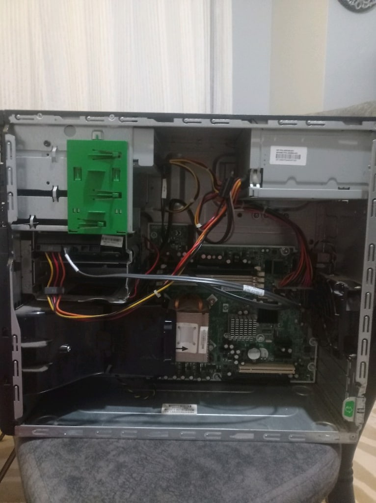 çalışır durumda CS 1.6 sı yüklü veriyorum game loop da yüklü ve opera - 2