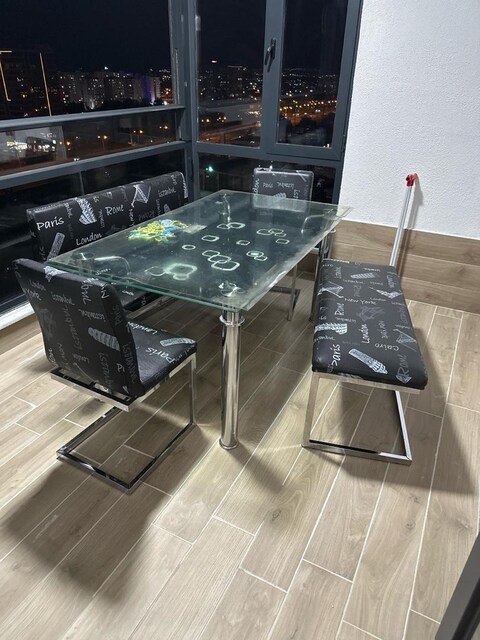 yemek / balkon masası