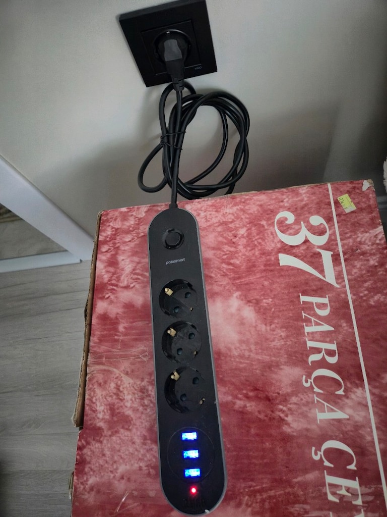 İki adetElektrikli 3 usb ve 3 prizli uzatma kablosu - 4