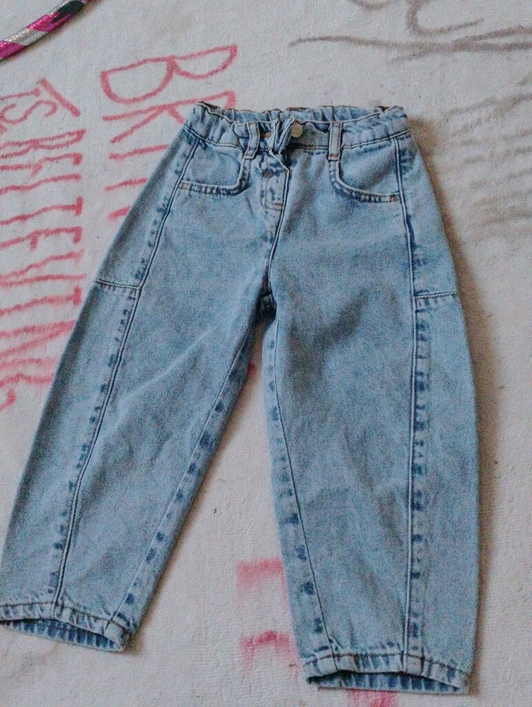 tanesi 200 tl elbiselerin pantolonun 150tl - 6