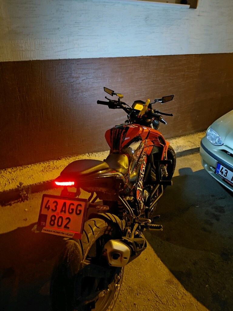 Benelli 125S 8500km 2024 model ekstralı - 2
