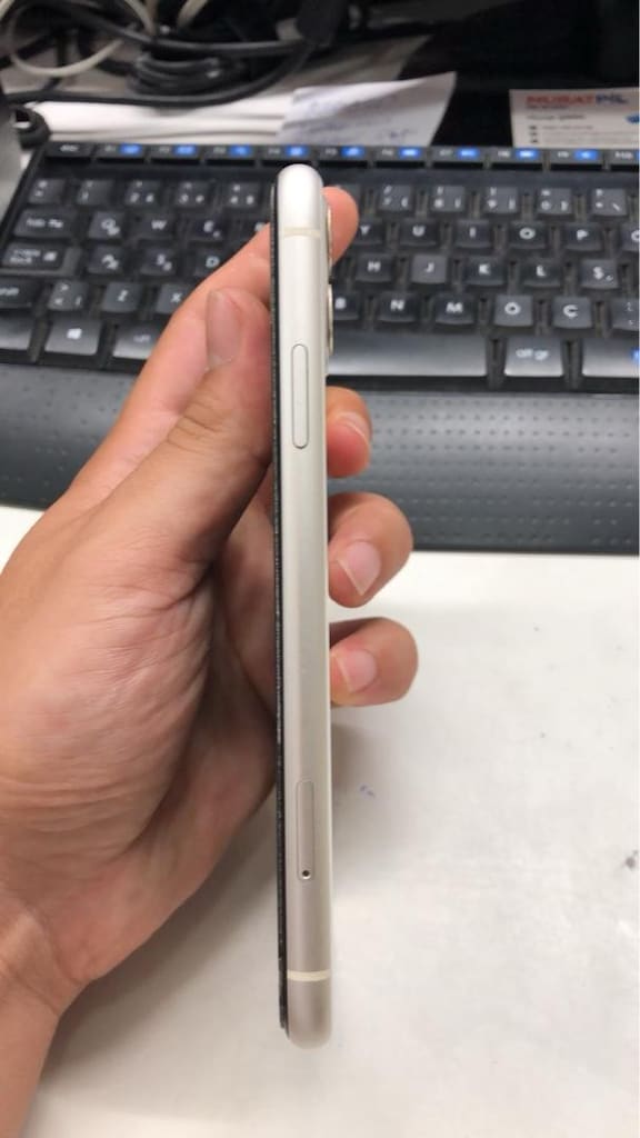 İphone 11 ACİL - 2