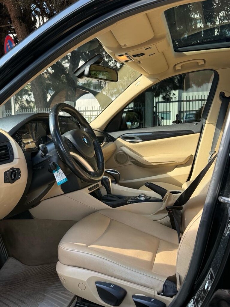 BMW X1 CAM TAVAN NBT EKRAN KOLTUK ISITMA - 11