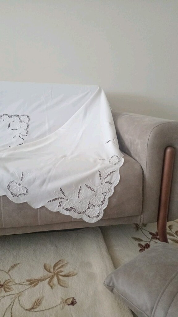 beyaziş yemek masasi - 2