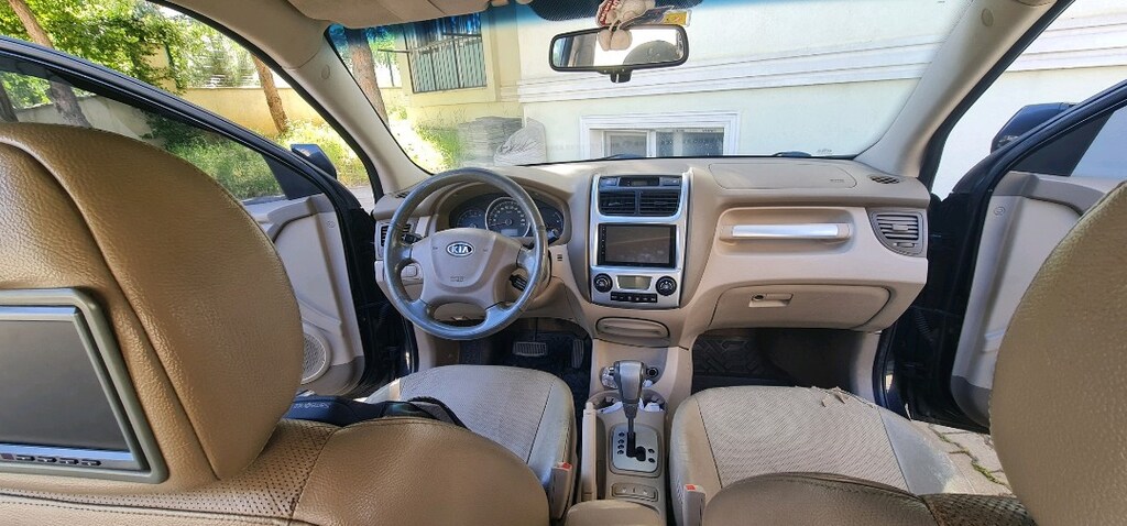 2009 kia sportage - 9