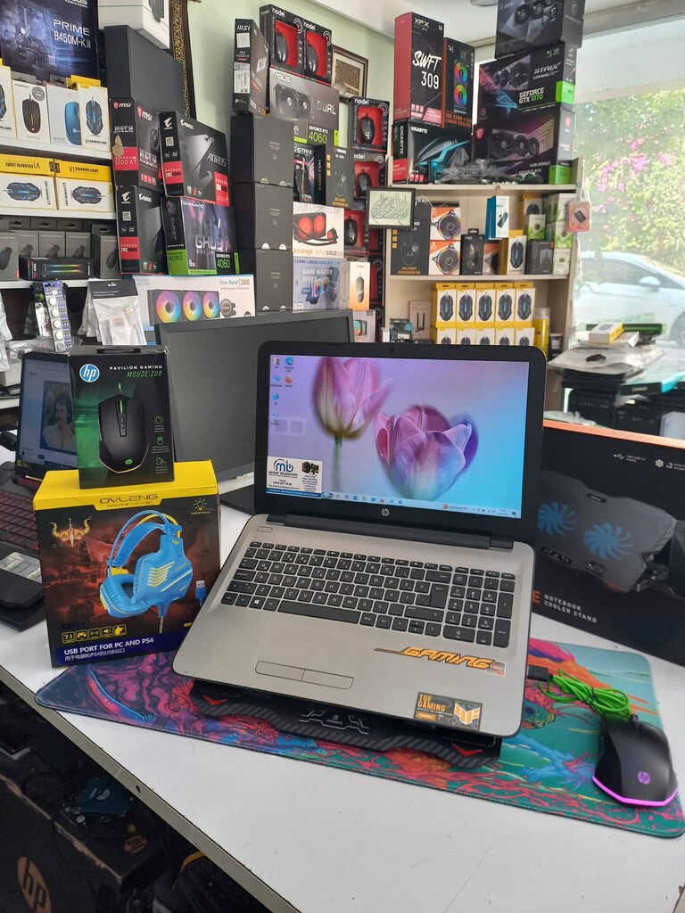 HP İNTEL İ3 6 NESİL 8 GB RAM 128 GB SSD WİNDOWS 10 İŞLETİM - 17