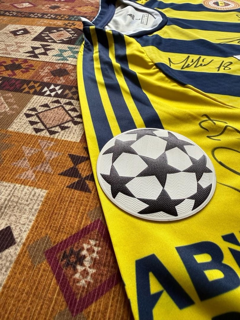 Fenerbahçe İmzalı Forması - 2