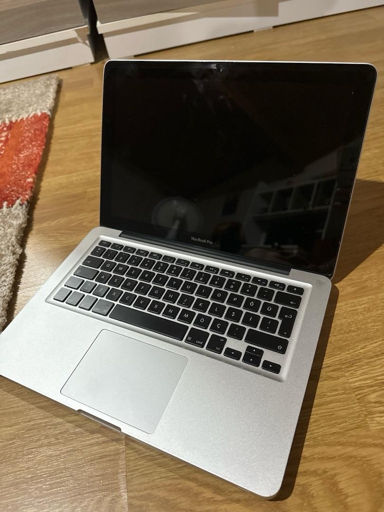 2010 MACBOOK PRO