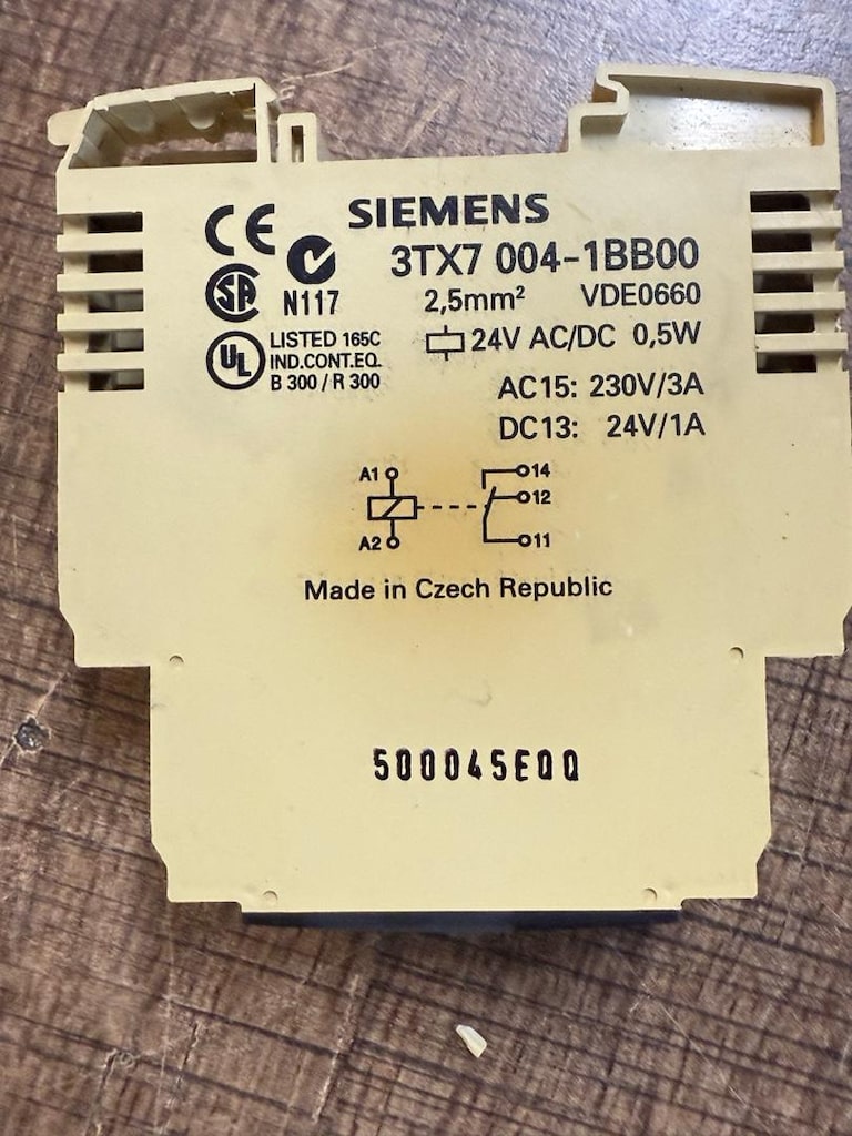 Siemens 3TX7004-1BB00 model klemens tipi arayüz (optokuplör/röle) modü - 2