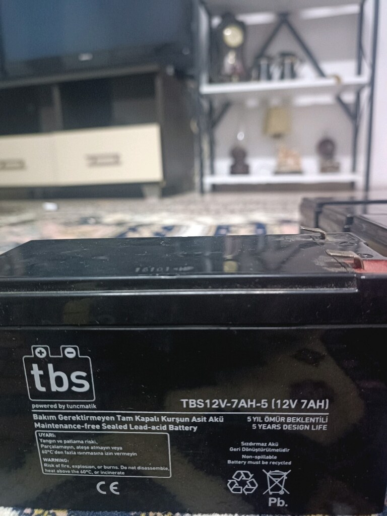 akü 12 volt 7 amper 13 adet toplu olarak satılık - 4