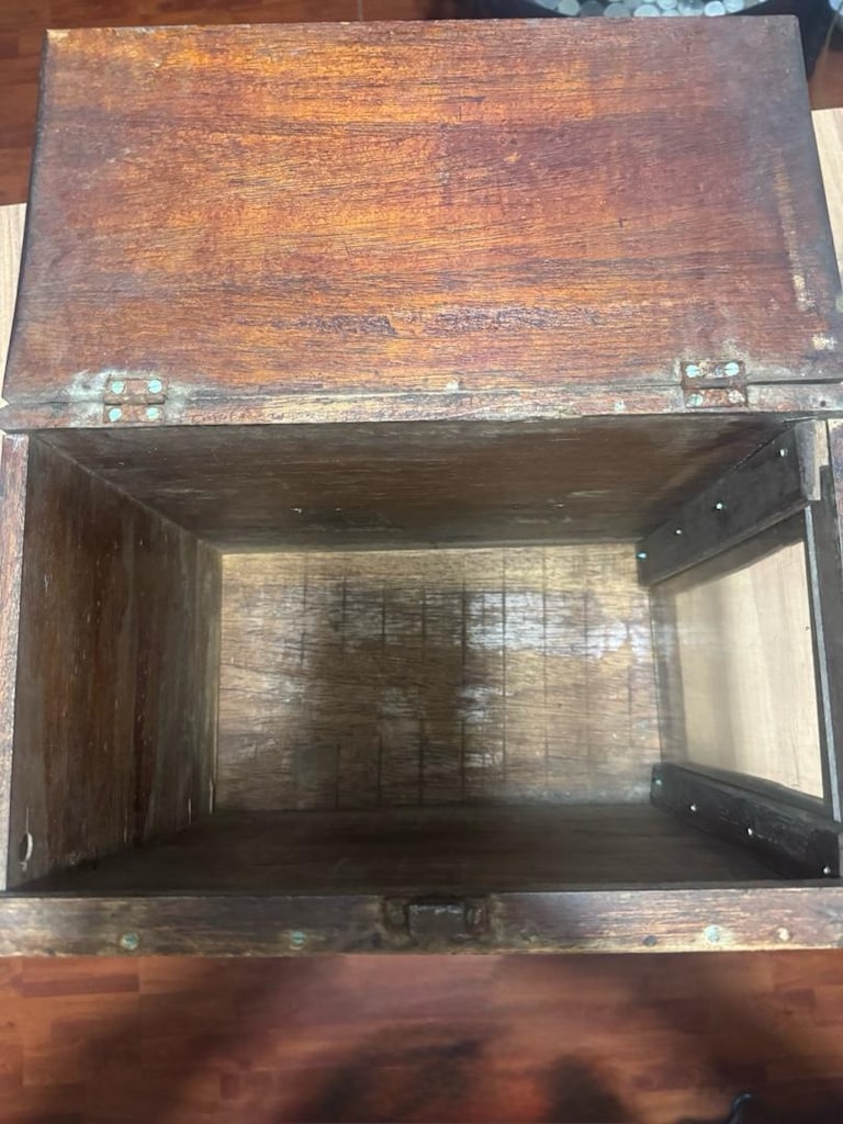 Vintage Ahşap Camlı Vitrin Kutusu / Teşhir Sandığı 32x36x21 cm Masif - 13