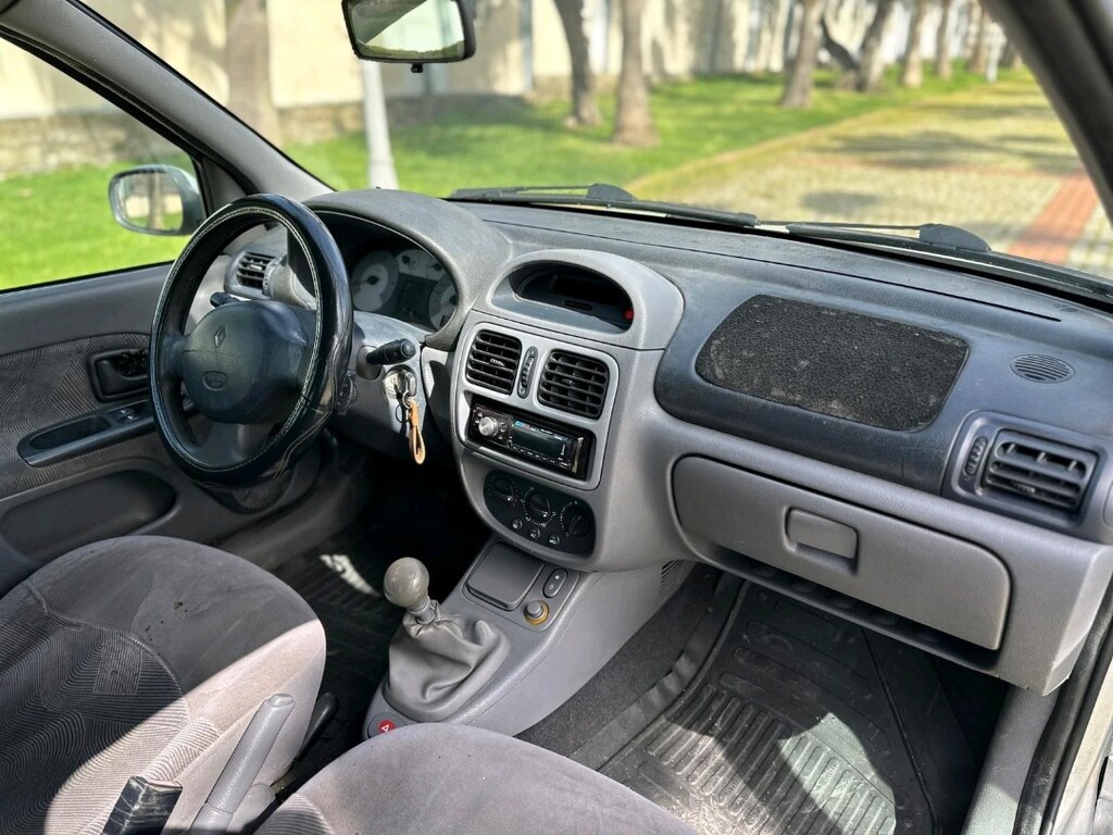 CLİO 2 2000 MODEL KLİMALI 1.6 RXT - 8