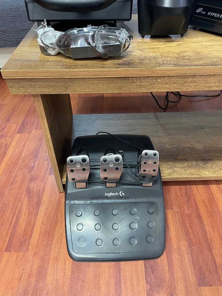 Logitech G29 Simülasyon Direksiyon Seti - Tekli veya Çoklu Alıma - 5