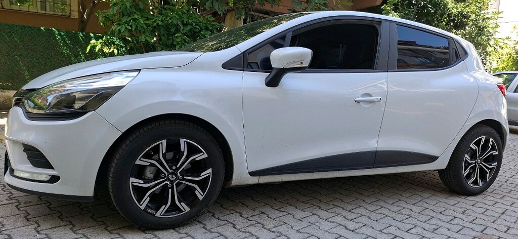 2017 clio4 - 2