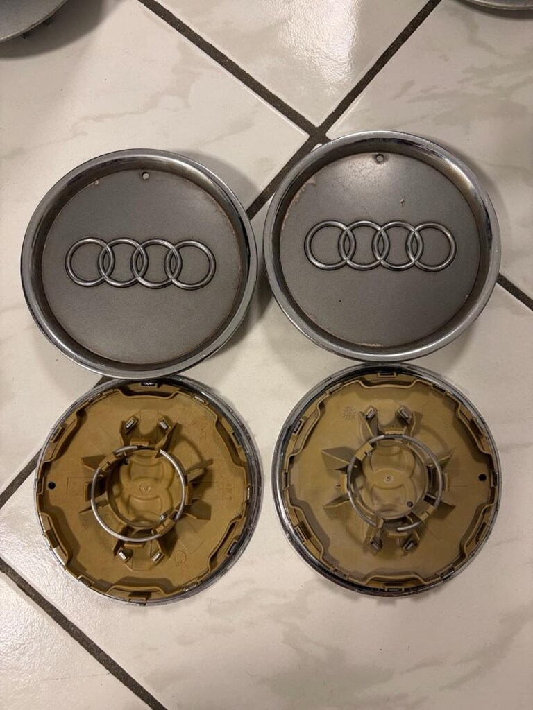 Audi jant göbeği - 2