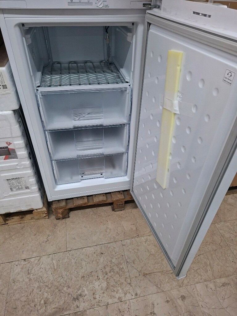 DERİN DONDURUCU SIFIR KUTUSUNDA - 2