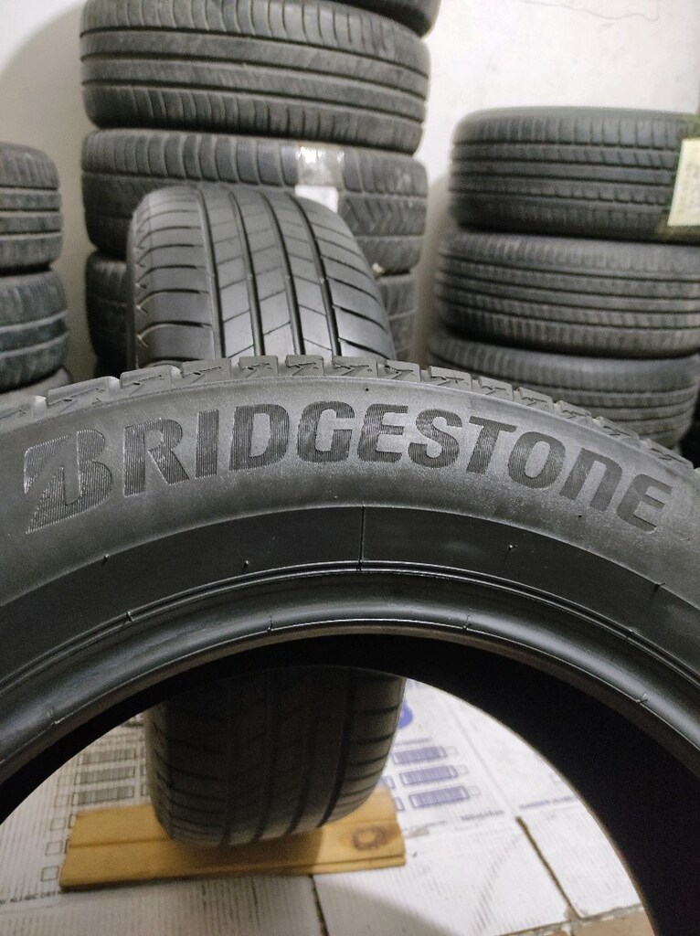 215-65-17 Bridgestone 2 adet yazlık lastik (tarih:2020) - 3
