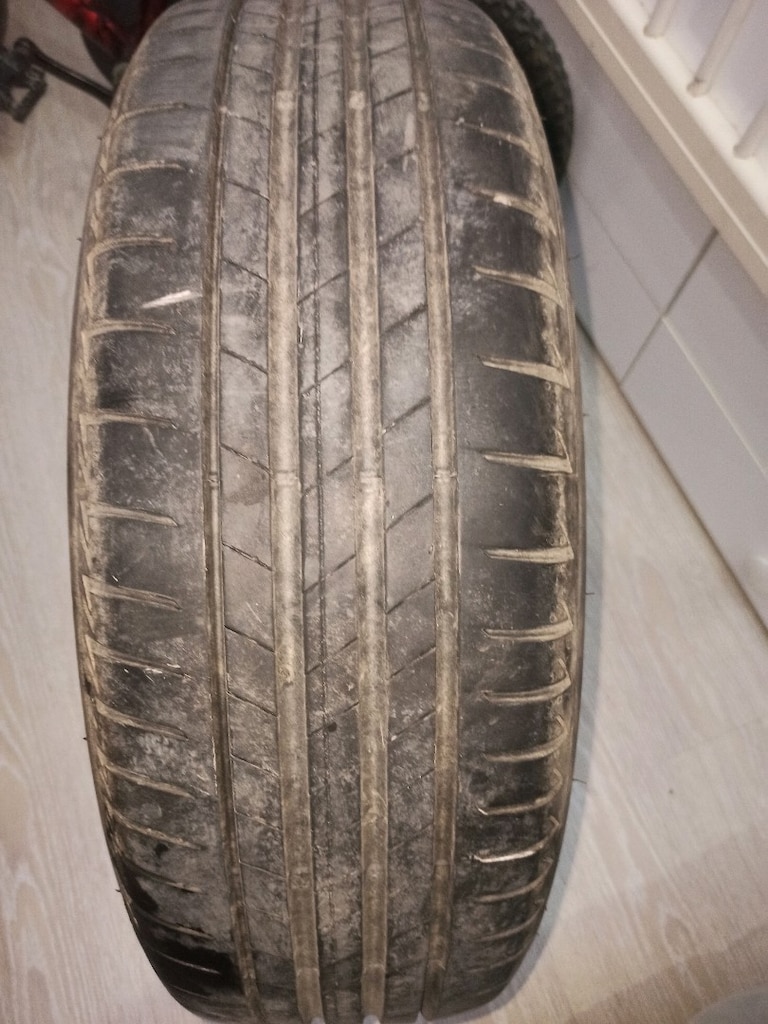 205/65R16 lastik - 5