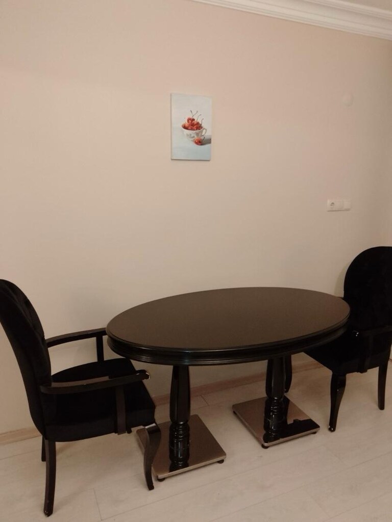 Siyah Ahşap Oval Masa Ve 2 Kadife Koltuk Lüx Masa - 5