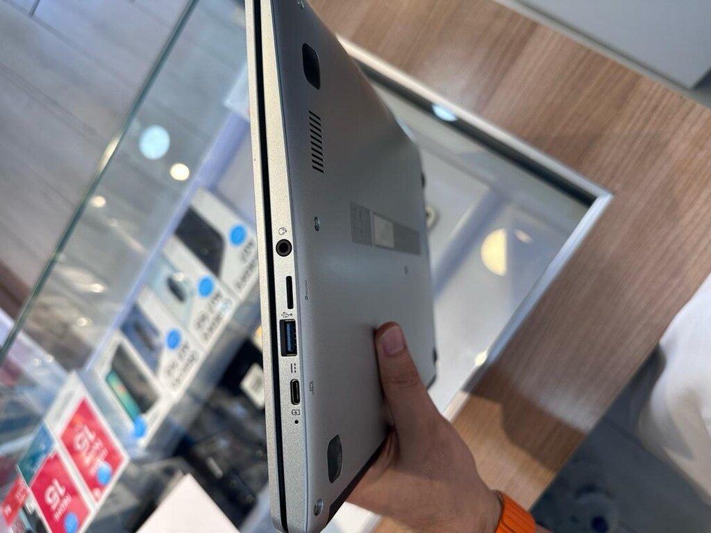 Acer Chromebook - 8
