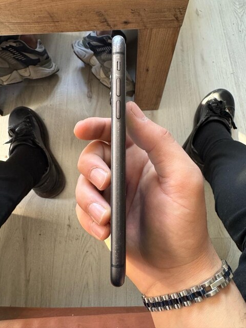 İPHONE 11 TR 64gb