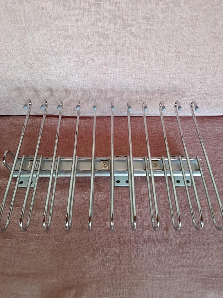 Dolap İçi Raylı Pantolon Askılığı (11 Bölmeli - Metal)