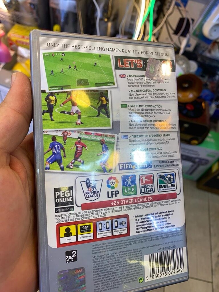 FIFA 09 PLATİNİUM PSP OYUNU - 2