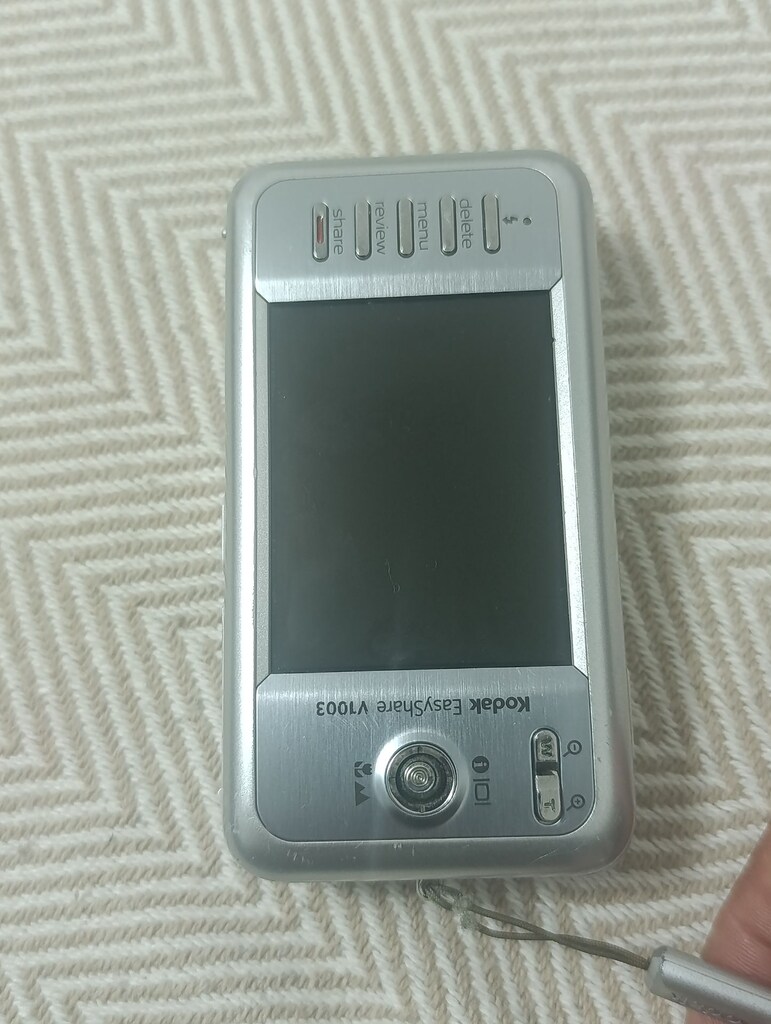 Kodak EasyShare V1003 dijital kamera - 2