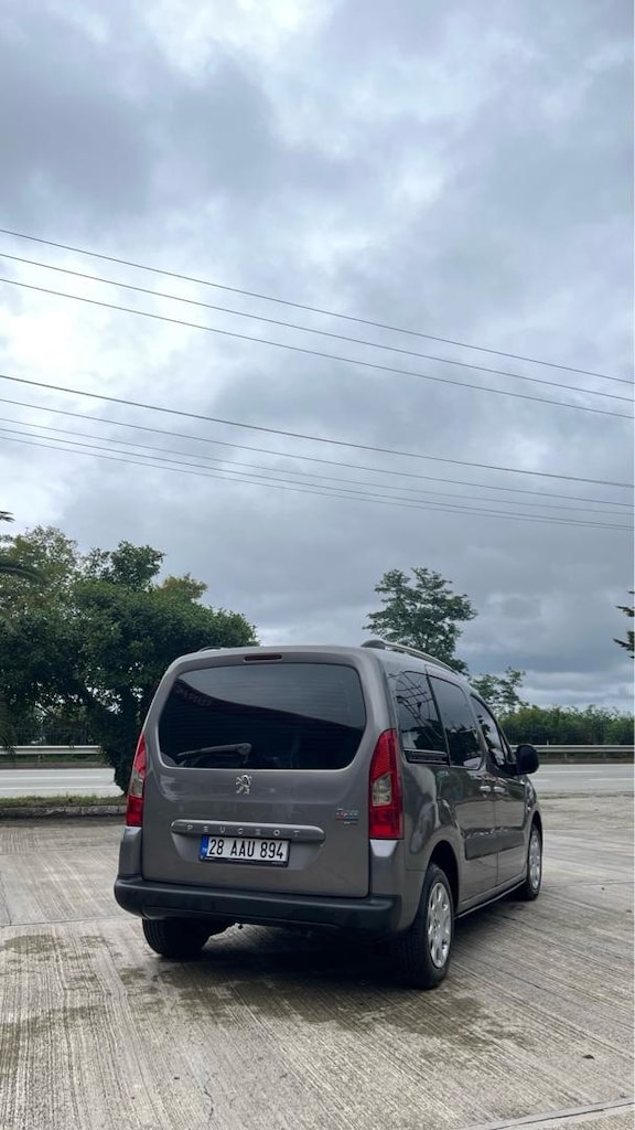 PEUGEOT PARTNER TEPEE PREMİUM 2010 - 4
